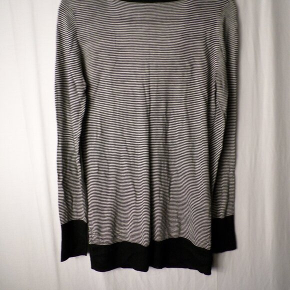 Mod Bod Black & White Cardigan Striped Button Front Sweater Womens Sz Small - Picture 7 of 9